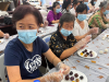 成都市新都区桂湖街道施营社区关工委开展“巧手制冰饼 邻里共团圆”冰皮月饼制作活动