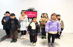 <b>成都市新都区斑竹园街道柏水社区关工委开展诵读红色家书活动</b>