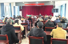 <b>成都市新都区斑竹园街道石坝社区关工委开展爱国主义教育活动</b>