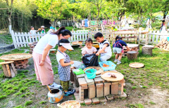 <strong>成都市新都区斑竹园街道升庵村关工委开</strong>