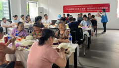 <b>成都市新都区桂湖街道施营社区关工委开展“干花缀帽檐 共织夏日浪漫”手工</b>