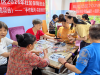 成都市新都区桂湖街道毗河社区关工委开展“手作毗河·共创美好”之烧箔扇手工体验活动