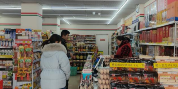 成都市新都区新繁街道金地社区关工委开展烟花爆竹“禁售禁存”专项宣传活动