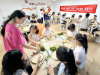 成都市新都区石板滩街道狮子社区关工委“假日驿站”开展“巧手造物·童趣手作”竹编苔藓画主题活动